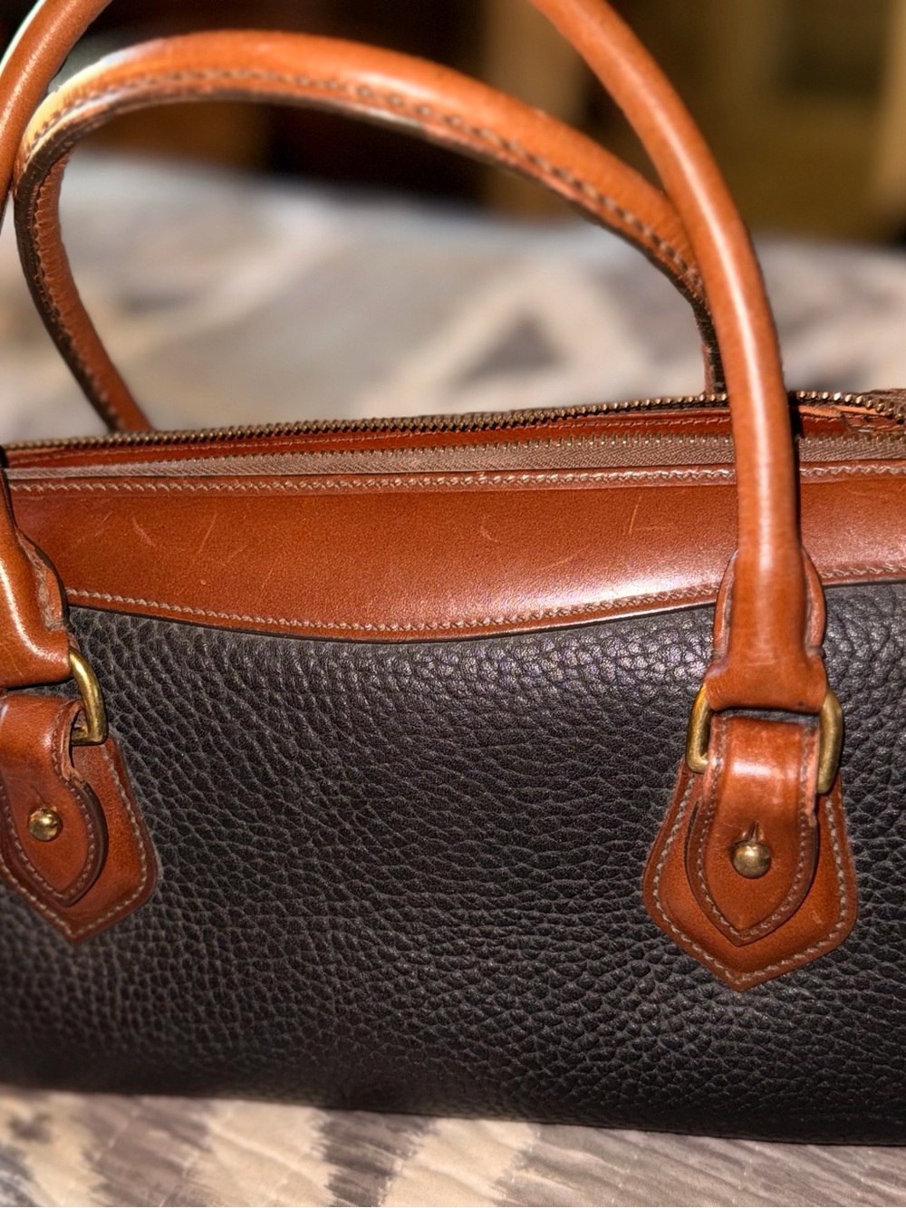 Dooney & Bourke / Vintage Black with Brown Leather Trim Pebble Satchel - Picture 5 of 16